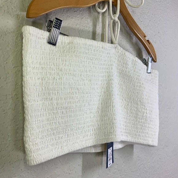 UNIVERSAL THREAD Smocked Tie Around Neck Bright White Crop Tube Top NWT‎ - Picture 3 of 9